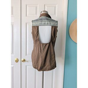 BKE Gimmicks Vest Top Button Front Distress Back Open Hippie Hobo Western Sz M